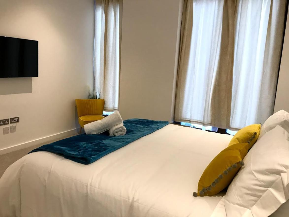 Hotel Maplewood Luxurious One-Bed Flat With Free Parking St Albans Esterno foto
