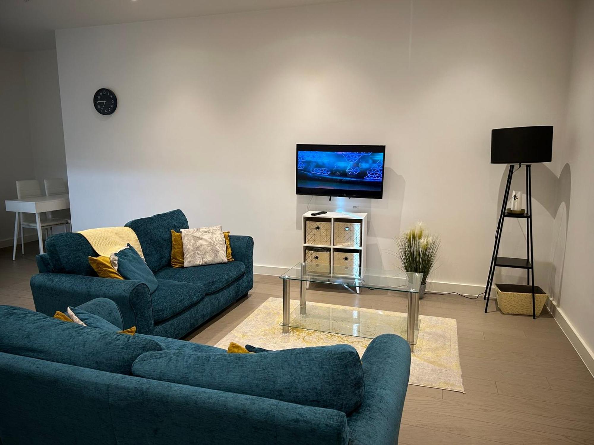 Hotel Maplewood Luxurious One-Bed Flat With Free Parking St Albans Esterno foto